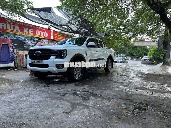 Ford Ranger XLS 2024 AT 60.000km Trắng
