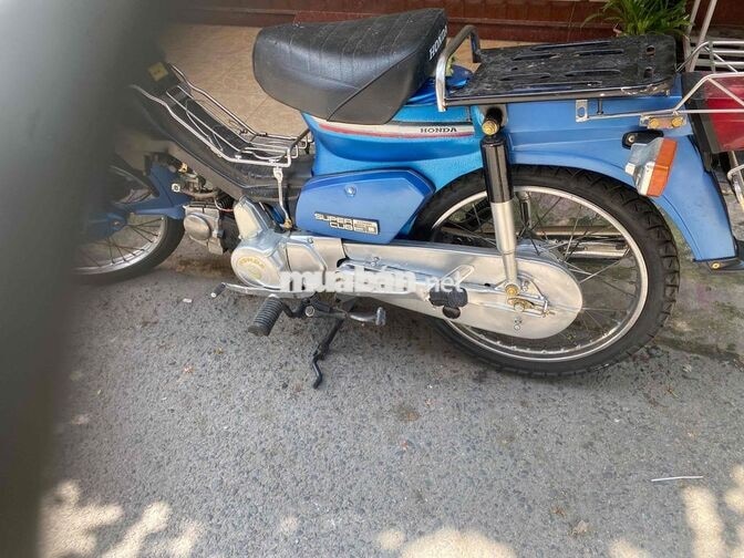 Honda Cub Dream Nhật màu Xanh
