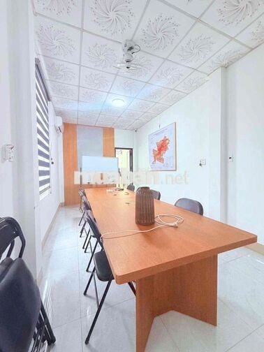 MẶT BẰNG CÓ SẴN TRANG THIẾT BỊ - VĂN PHÒNG HOẶC DẠY HỌC TUỲ Ý