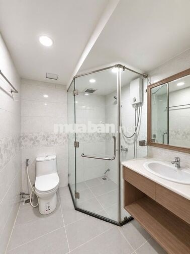 CĂN HỘ 1PN TÁCH BẾP CAO CẤP SIÊU THOÁNG GẦN CHỢ BÀN CỜ Q3