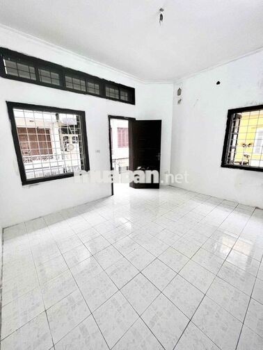 CHO THUÊ NHÀ KD SẦM UẤT TRƯỜNG CHINH, Ô TÔ TRÁNH, LÔ GÓC, 50m2x4T.