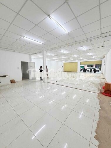 Cho Thuê Mặt Bằng Kinh Doanh Ngang 10m Vị Trí Đẹp Ngay Chợ Cái Răng