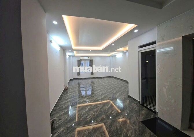 Cần cho thuê Tòa nhà MT 61B Cô Giang P.Cô Giang Quận 1