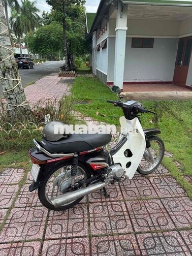 HONDA DREAM II ĐEN TRẮNG