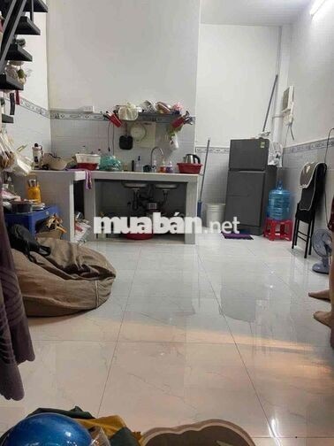 bán nhà hiệp thành sát chợ Q12 dt 3,5x5 1 lầu kdc 100%