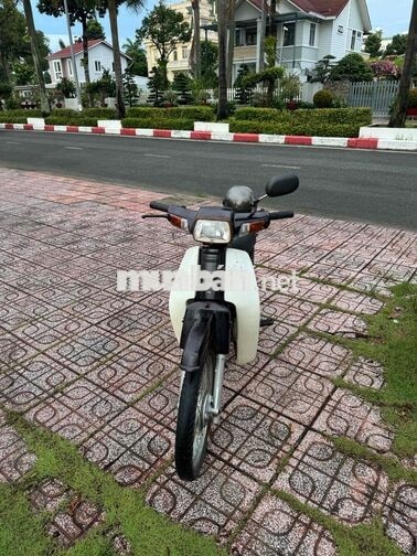 HONDA DREAM II ĐEN TRẮNG