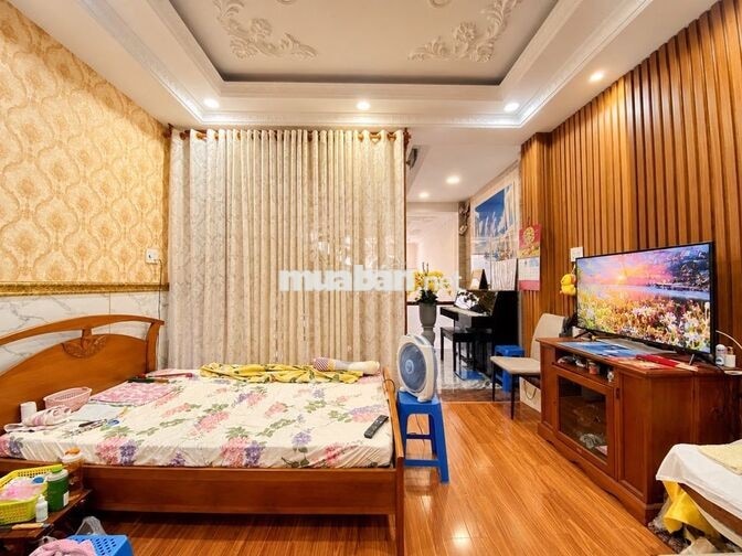 VÍP PHAN HUY ÍCH - TÂN BÌNH- HẺM XE HƠI THÔNG- DT 4❌15 - 5 TẦNG BTCT