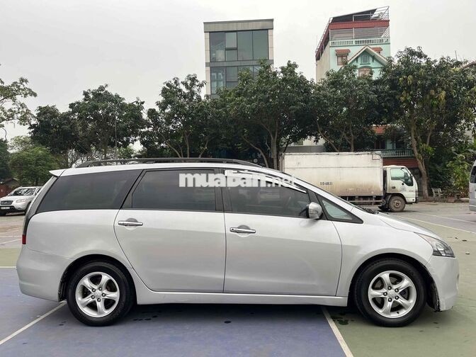 MITSUBISHI GRANDIS 7 CHỖ MÀU BẠC