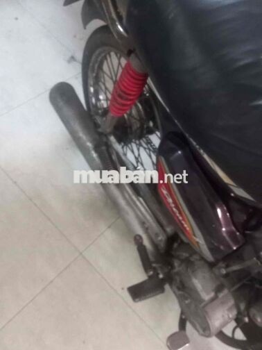 Honda Dream màu Đỏ đen