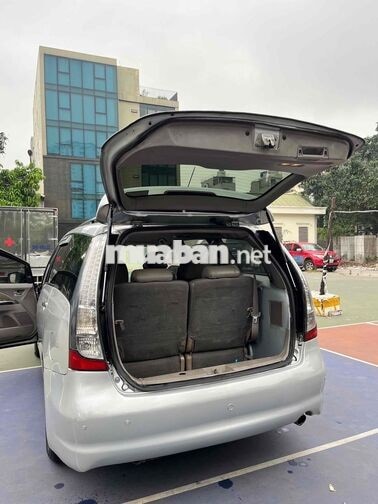 MITSUBISHI GRANDIS 7 CHỖ MÀU BẠC