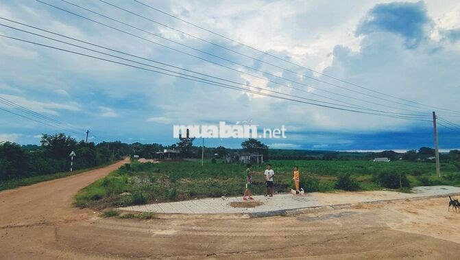 Lô góc 2 mặt tiền, quy hoạch đất ở tại đô thị, full hồng thổ cư