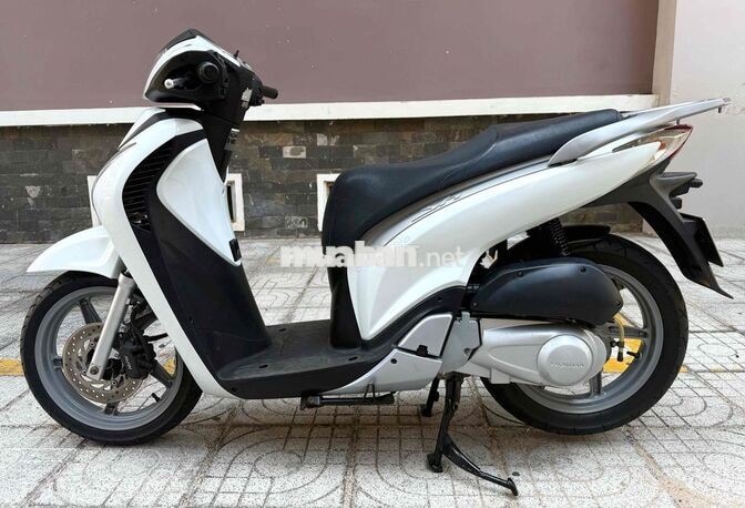 Honda SH150 2011 Nhập khẩu màu Trắng