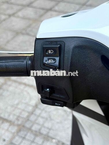 Honda SH150 2011 Nhập khẩu màu Trắng