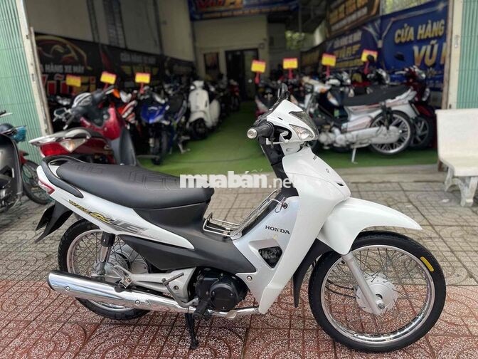HONDA WAVE @ 2016 MÀU TRẮNG ( cs 2 )