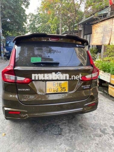 Suzuki Ertiga 7 chỗ màu Nâu