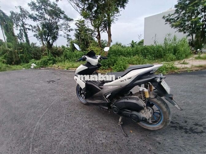 YAMAHA NVX 155  KHÓA SMARTKEY thắng ABS