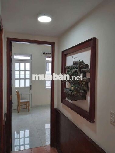 chính chủ cho thuê mặt bằng 160m², có phòng riêng làm văn phòng, nhà ở