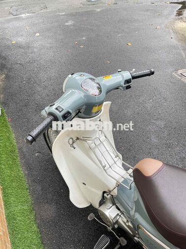 Honda Cub 50 2023 Xám trắng