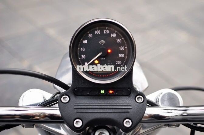 Harley-Davidson SuperLow 883 2020 11000 km Đen