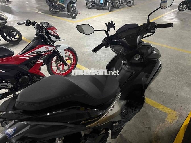 Yamaha NVX 155 2017 màu Đen