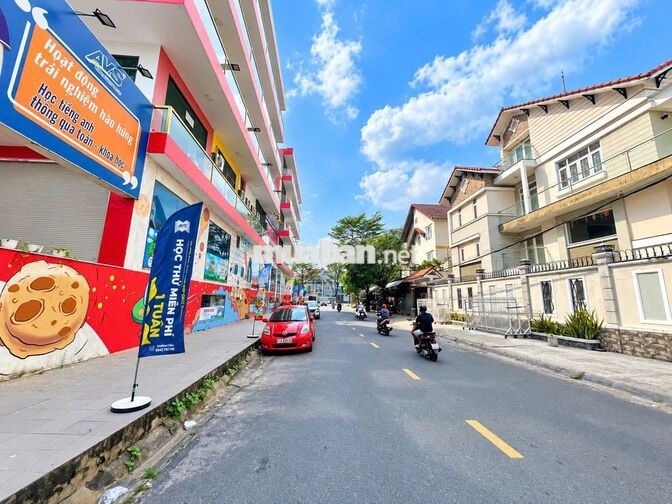 Bán tòa nhà góc 3MT - Tên Lửa – 400m² – Hầm 5 tầng – HĐ thuê