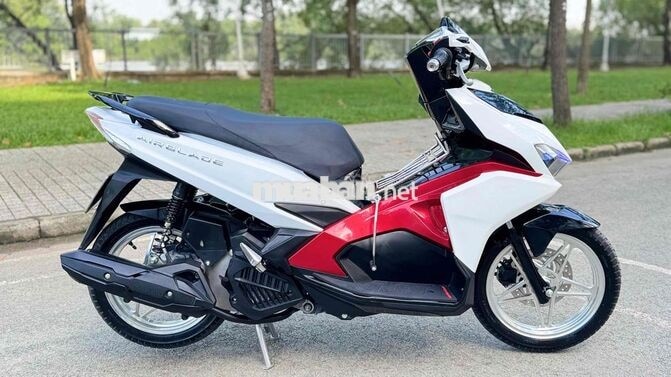 HONDA AIR BLADE 125 Khoá ga Bstp Chính Chủ Ký