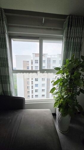 Bán căn góc dt lớn Ehome 3,̉̉ loại 2PN, 2WC, Block mới . Giá 2,75 tỷ
