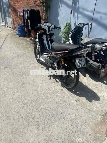 YAMAHA JUPITER 2011 TRẮNG ĐEN