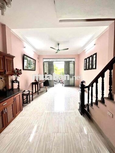 BÁN NHÀ CỔ NHUẾ 2  – NHÀ 30M², 3 TẦNG + TUM – GIÁ CHÀO 1,89 TỶ!