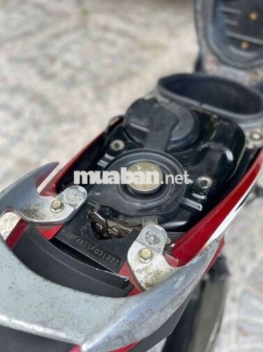 SUZUKI VIVA FI 2015 MÀU ĐỎ ĐEN