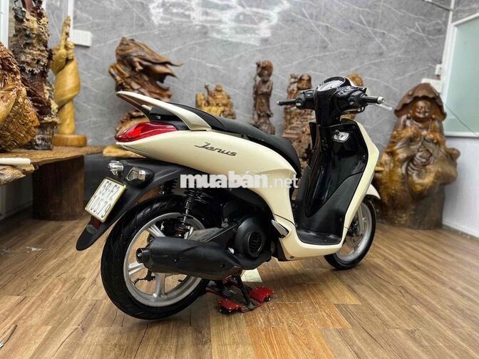 Janus đời 2018 chính chủ máy móc bao êm