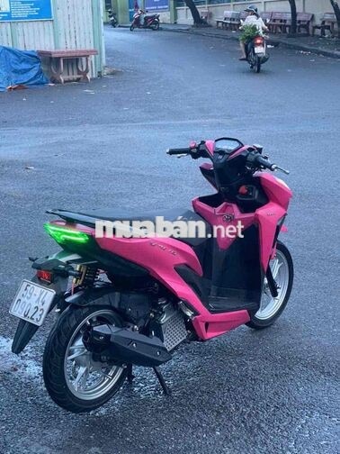Honda Vario 2022 màu Hồng