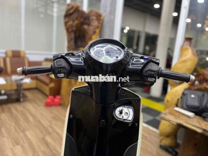 Janus đời 2018 chính chủ máy móc bao êm