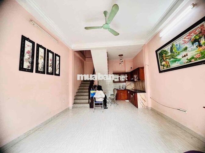 BÁN NHÀ CỔ NHUẾ 2  – NHÀ 30M², 3 TẦNG + TUM – GIÁ CHÀO 1,89 TỶ!