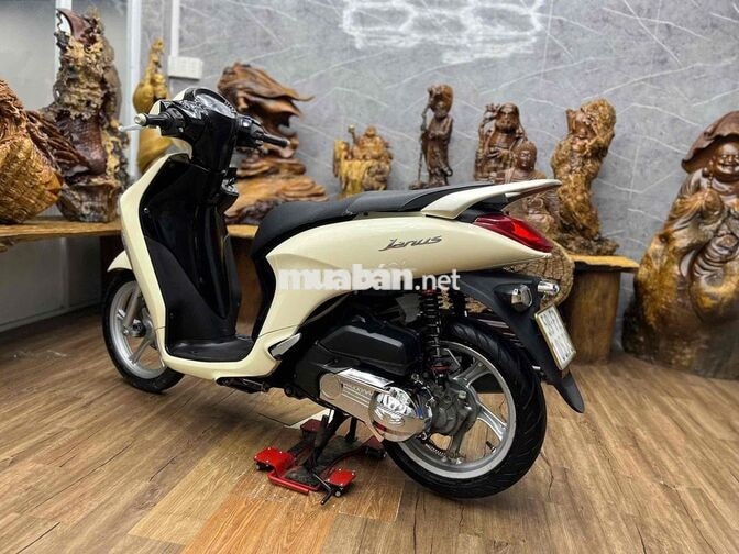 Janus đời 2018 chính chủ máy móc bao êm