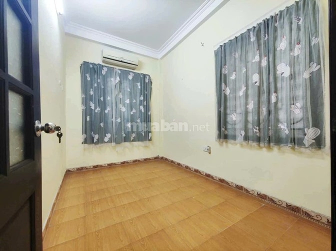 8,5 TRIỆU- NGÕ 343 ĐỘI CẤN- 2 NGỦ -  GIA ĐÌNH, NHÓM ÍT NGƯỜI, KD ON