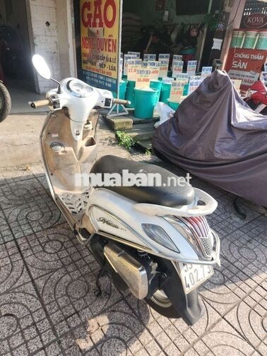 YAMAHA NOZZA MÀU TRẮNG