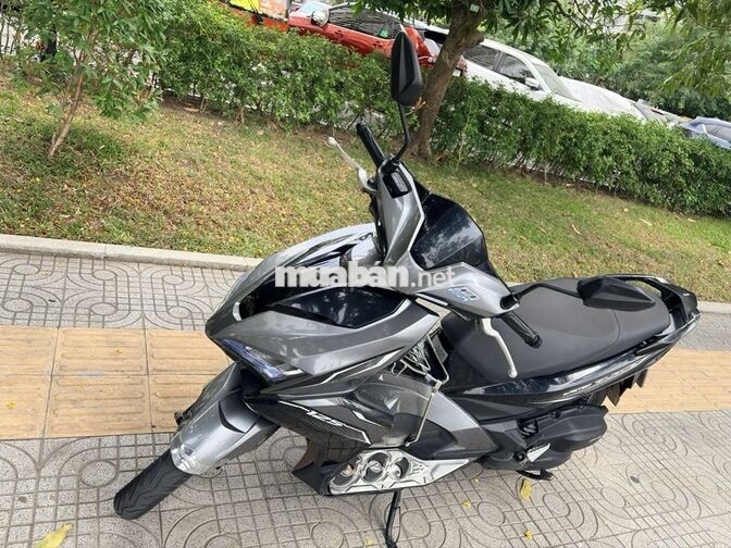 Honda Air Blade 125 Xám đen