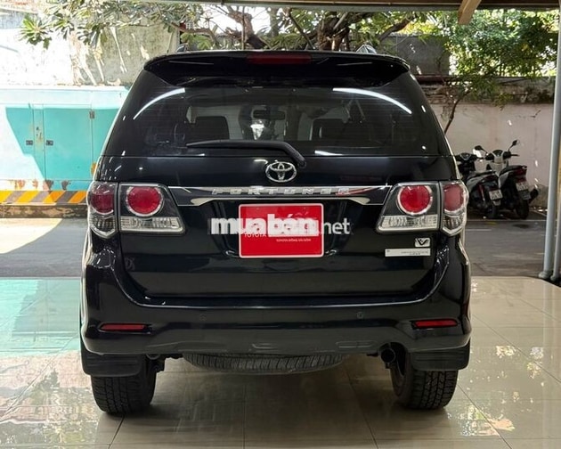 Fortuner 2.7V 2015 | 157.000 km | Đen | Giá Còn TL