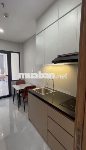 Căn Hộ Dịch Vụ Cao Cấp mới 100% ngay trường ĐH Maketing Quận 7
