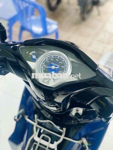 Honda Future Fi 2025 4300 km Xanh