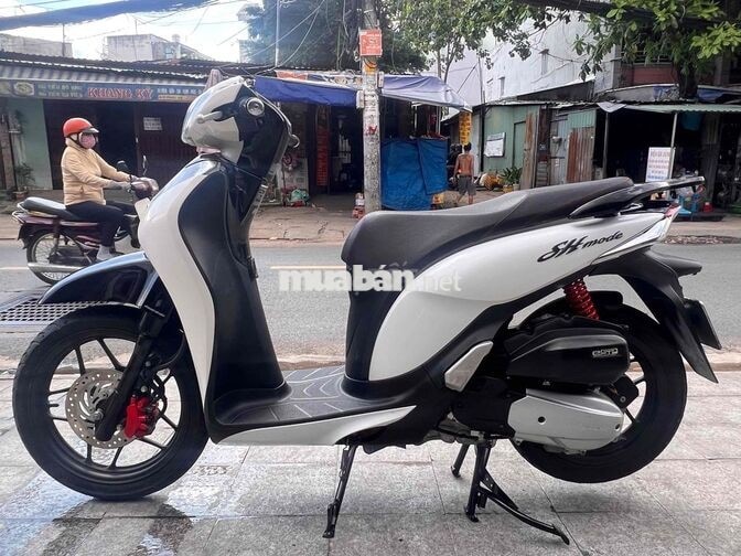 HONDA SH MODE 2017 BẢN ĐẶC BIỆT.TRẮNG ĐEN SPORT
