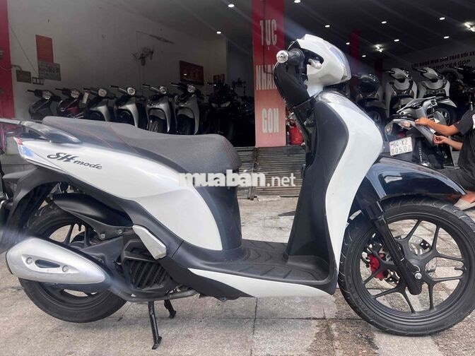 HONDA SH MODE 2017 BẢN ĐẶC BIỆT.TRẮNG ĐEN SPORT