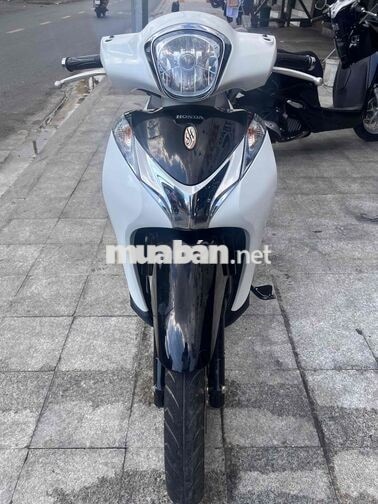 HONDA SH MODE 2017 BẢN ĐẶC BIỆT.TRẮNG ĐEN SPORT