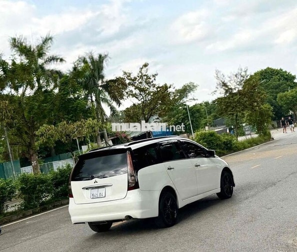 Mitsubishi Grandis 2009 Số tự động 130.000 km