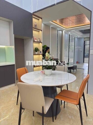 Cho thuê Nhà phố 4 lầu , Full nội thất..15tr/th.Lê Thị Riêng.Thới An.
