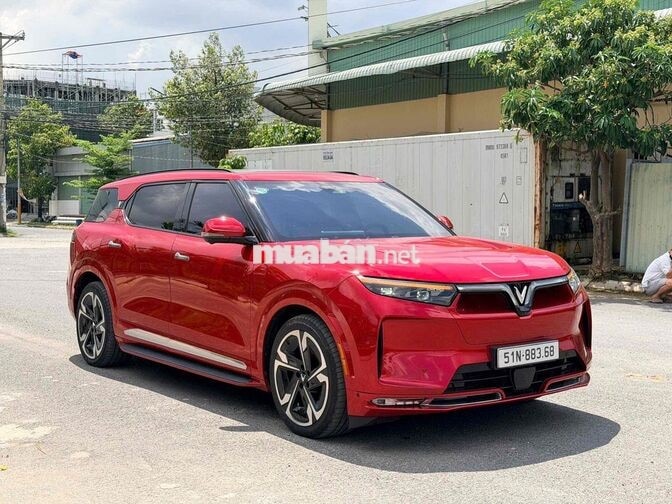 VINFAST VF9 PLUS 2023 pin mua lướt 4000km 60tr đồ