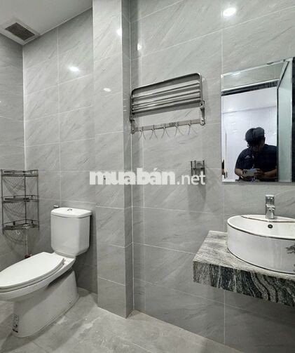 2PN BAN CÔNG FULL NỘI THẤT SIÊU RỘNG , AN NINH NẰM TẠI KDC CITYLAND 