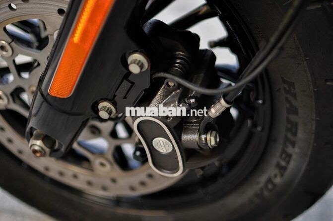 Harley-Davidson 48 2020 11000 km Đen