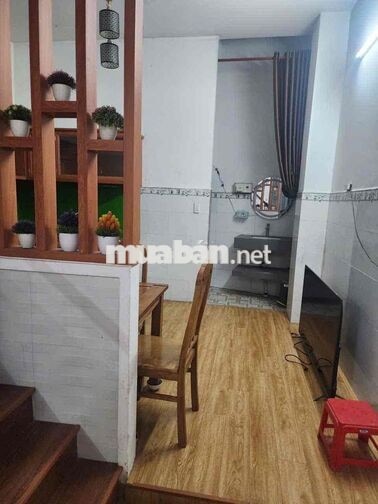 Cho thuê nhà nguyên căn hẻm xe hơi có nội thất 7,5 triệu